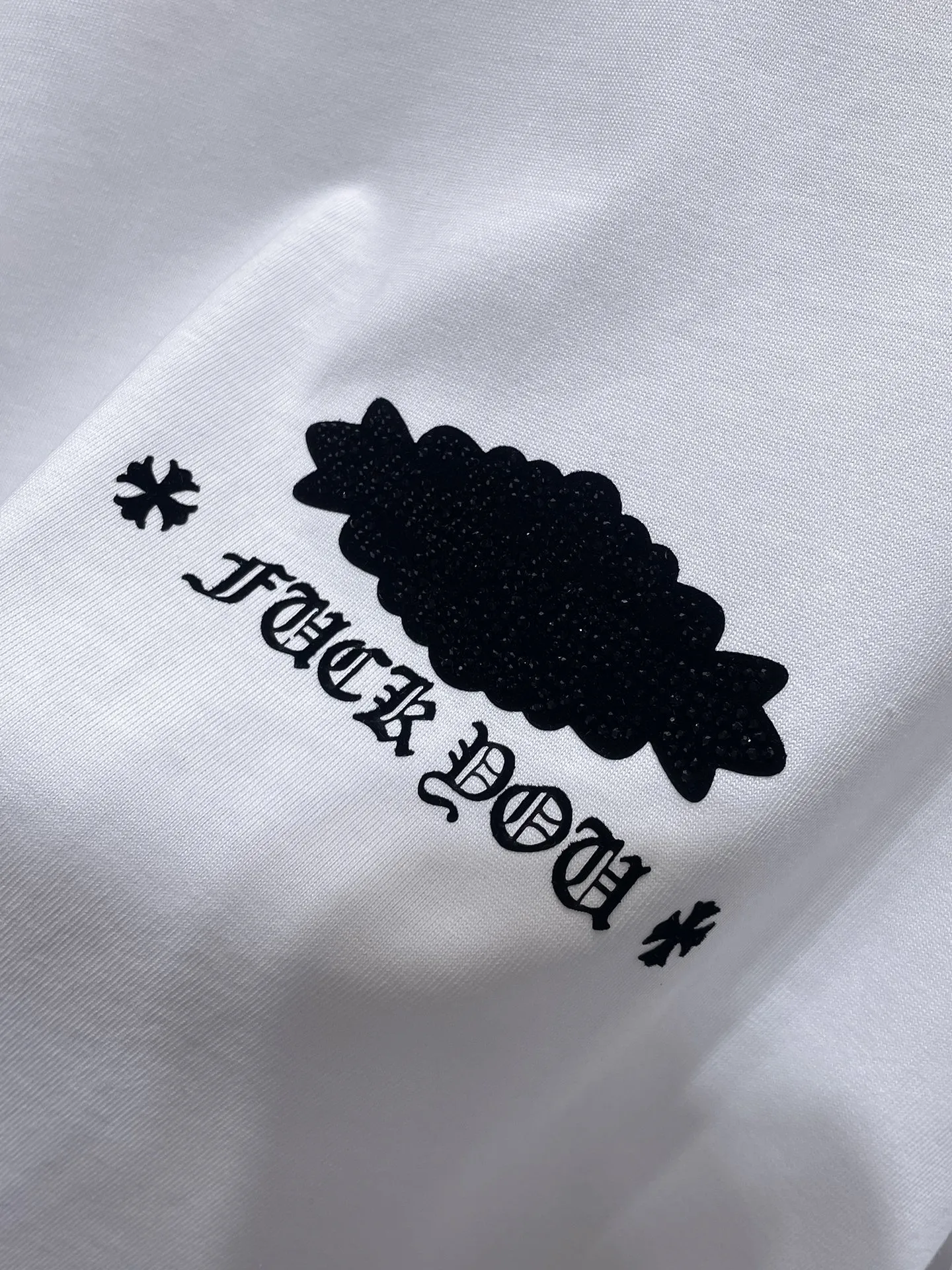 P170 New for summer Chrome Hearts 25ss Engraved film hot diamond version High gram weight environmentally friendly high-quality top fabric 280g Heavy hot diamond horseshoe Sanskrit letter cross short sleeves counter synchronization 1:1 replica version Recommended colors: black white gray code size: S, M, L, XL
